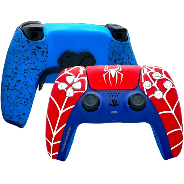 Mando PS5 Spiderman de Tigernicks: frontal rojo con telaraña blanca y trasera azul con paletas negras