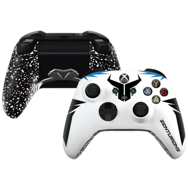 Mando Xbox ZENTURIONS de Tigernicks: frontal blanco con logotipo del club y trasera negra salpicada con paletas